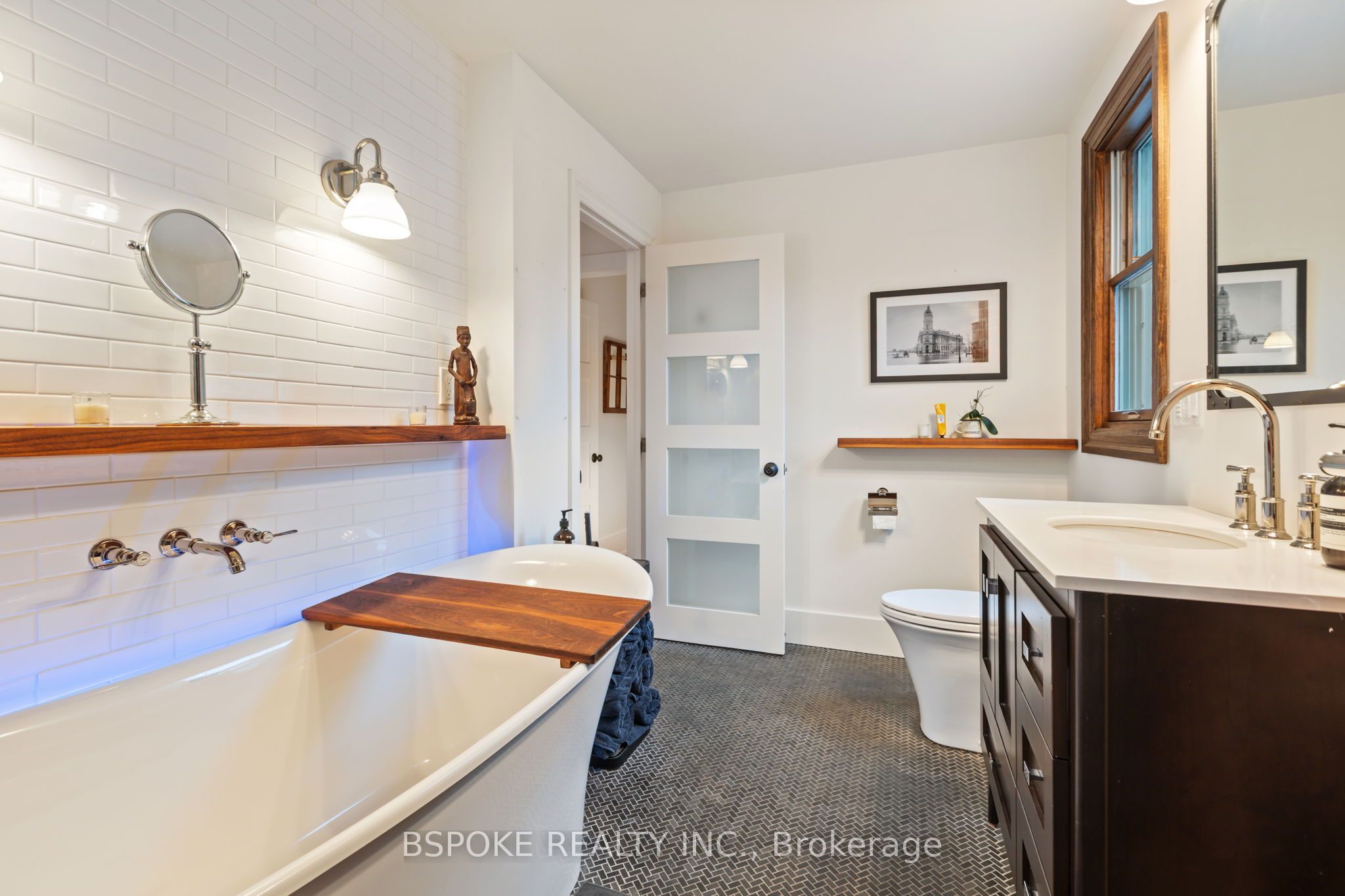 126 Oakcrest Avenue Property Photo 23