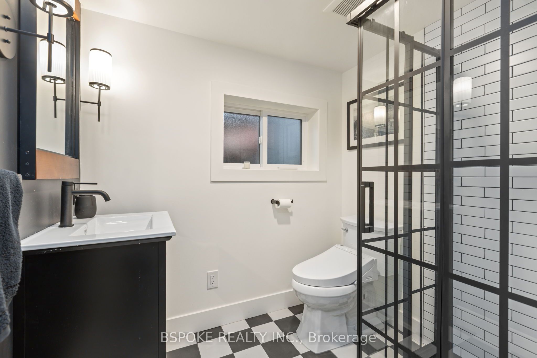 126 Oakcrest Avenue Property Photo 26