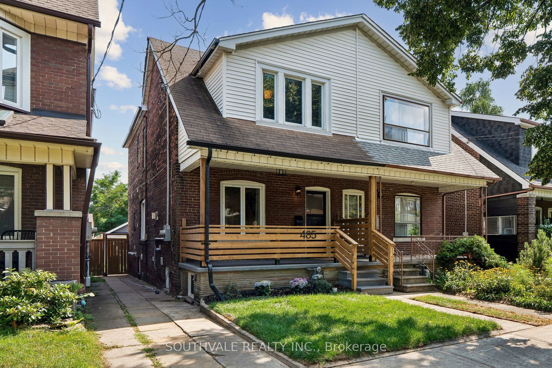485 Strathmore Boulevard Property Photo 3