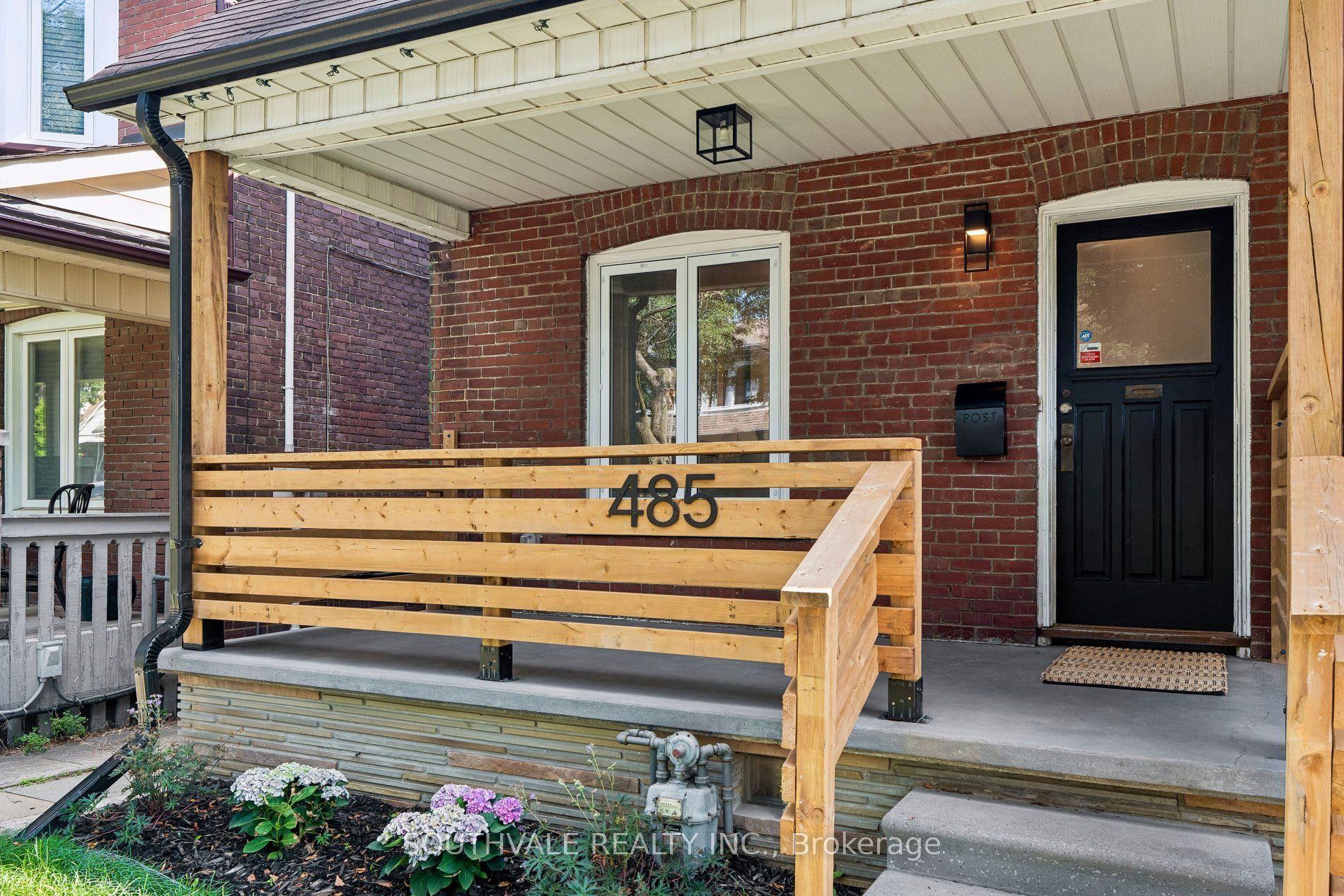 485 Strathmore Boulevard Property Photo 4