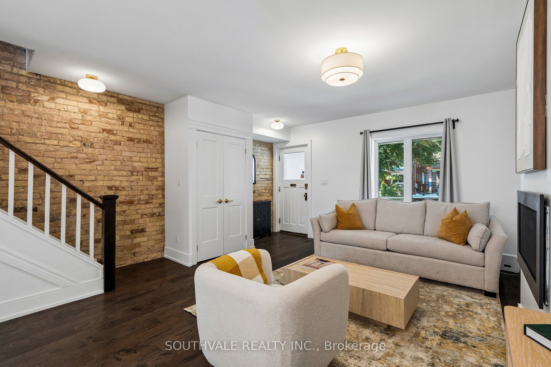 485 Strathmore Boulevard Property Photo 8