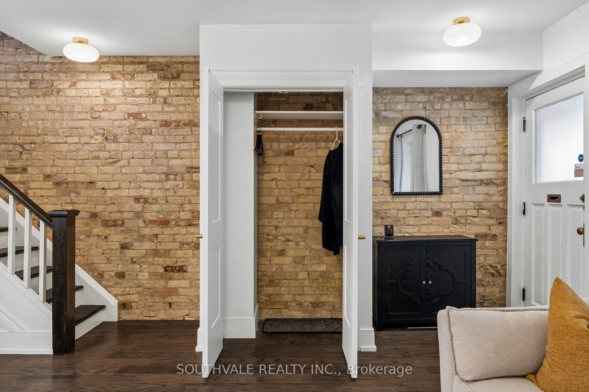 485 Strathmore Boulevard Property Photo 9