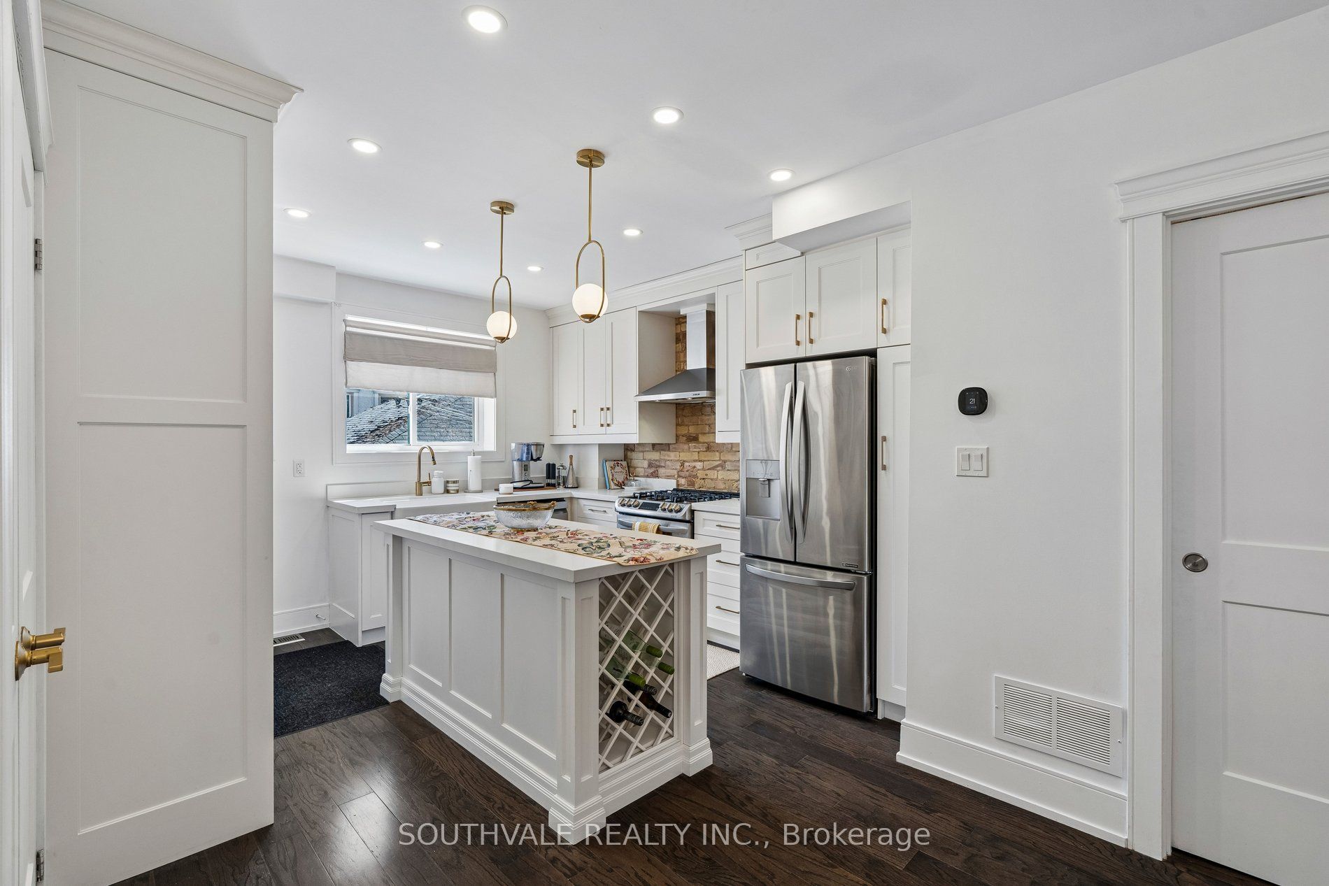485 Strathmore Boulevard Property Photo 16