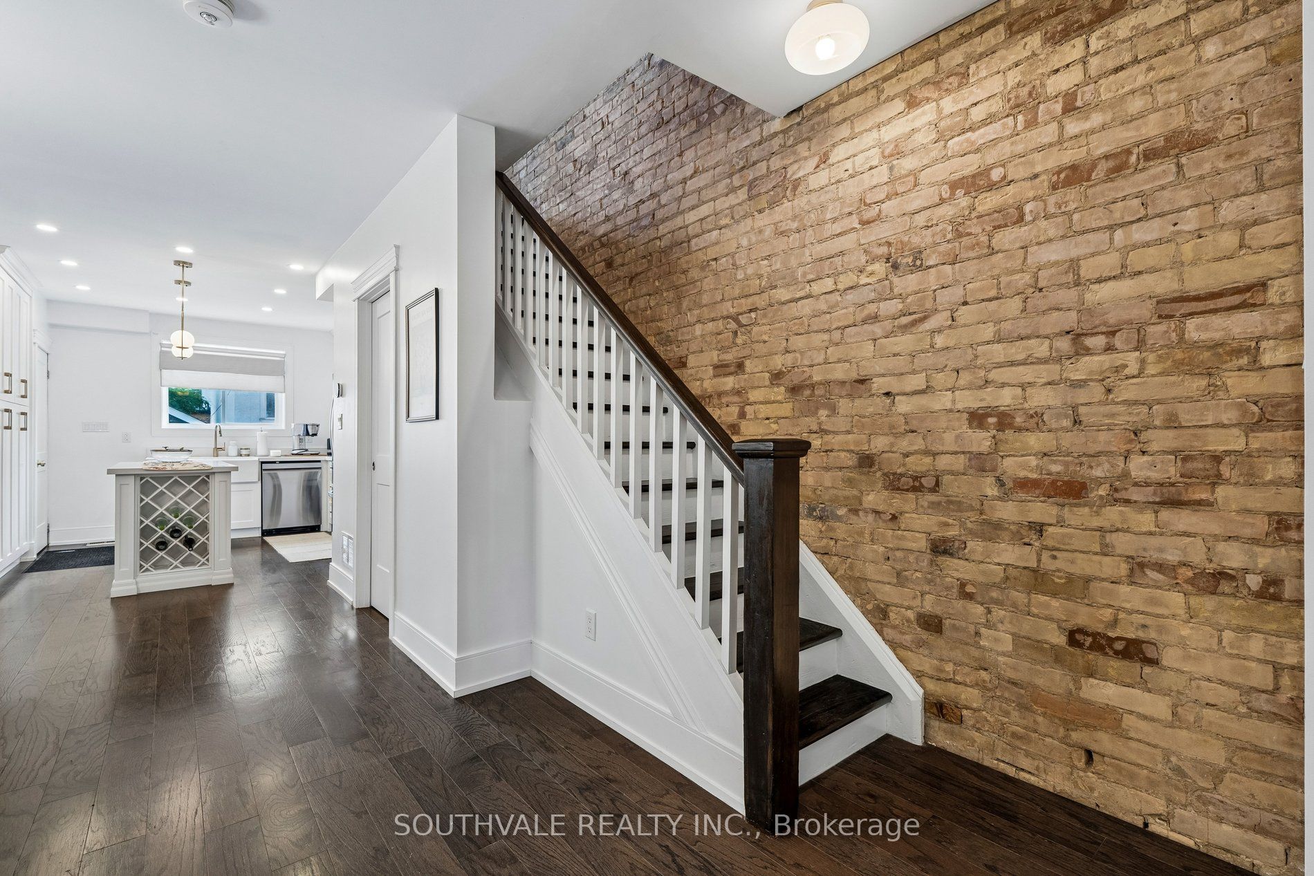 485 Strathmore Boulevard Property Photo 22