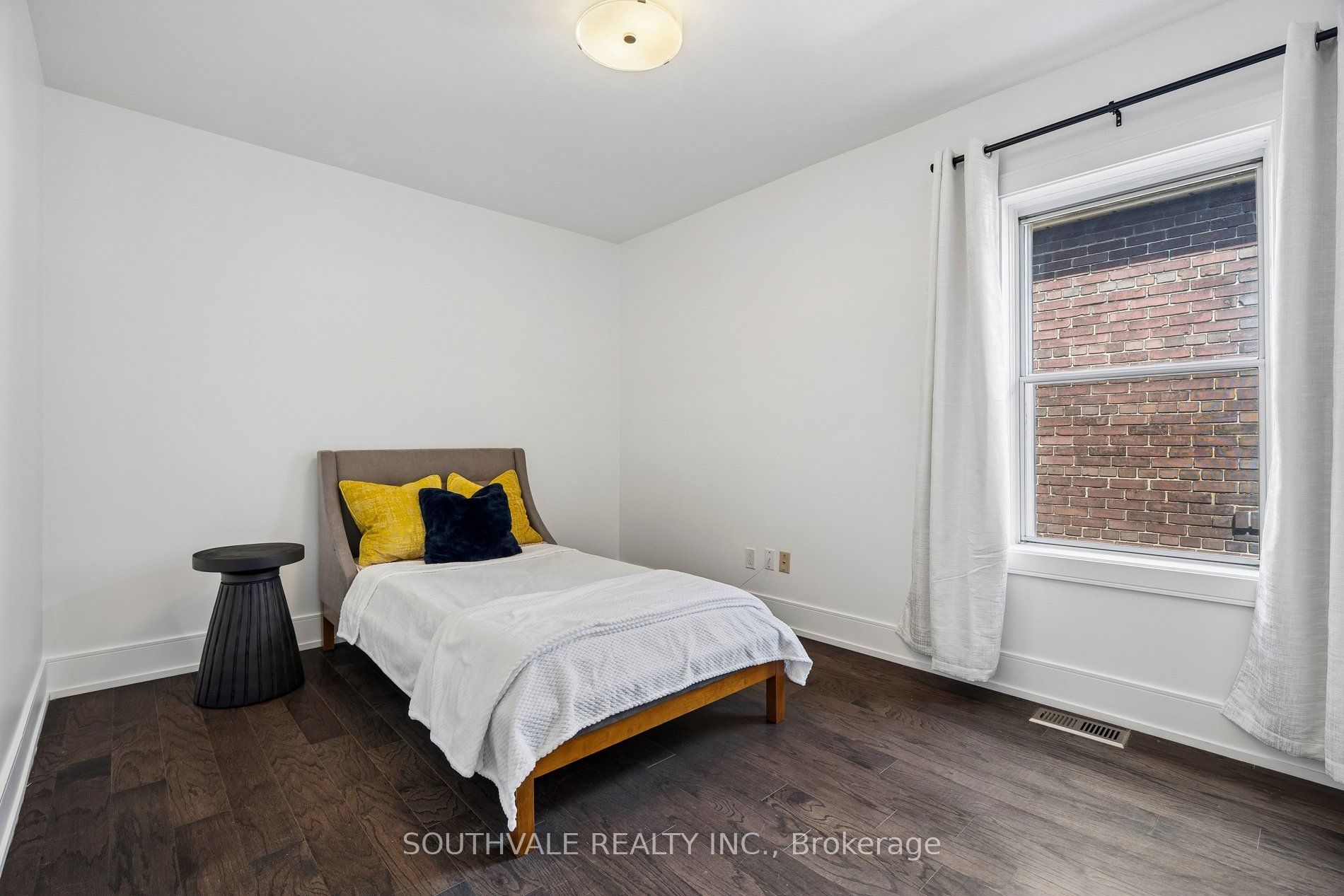 485 Strathmore Boulevard Property Photo 34