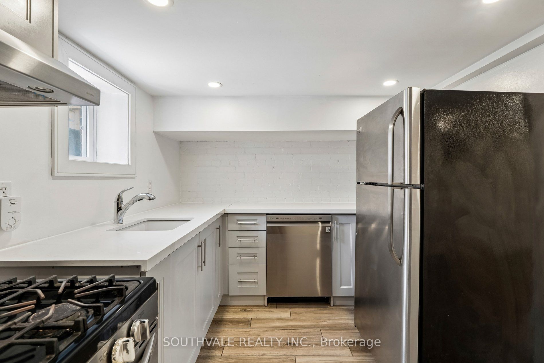 485 Strathmore Boulevard Property Photo 40