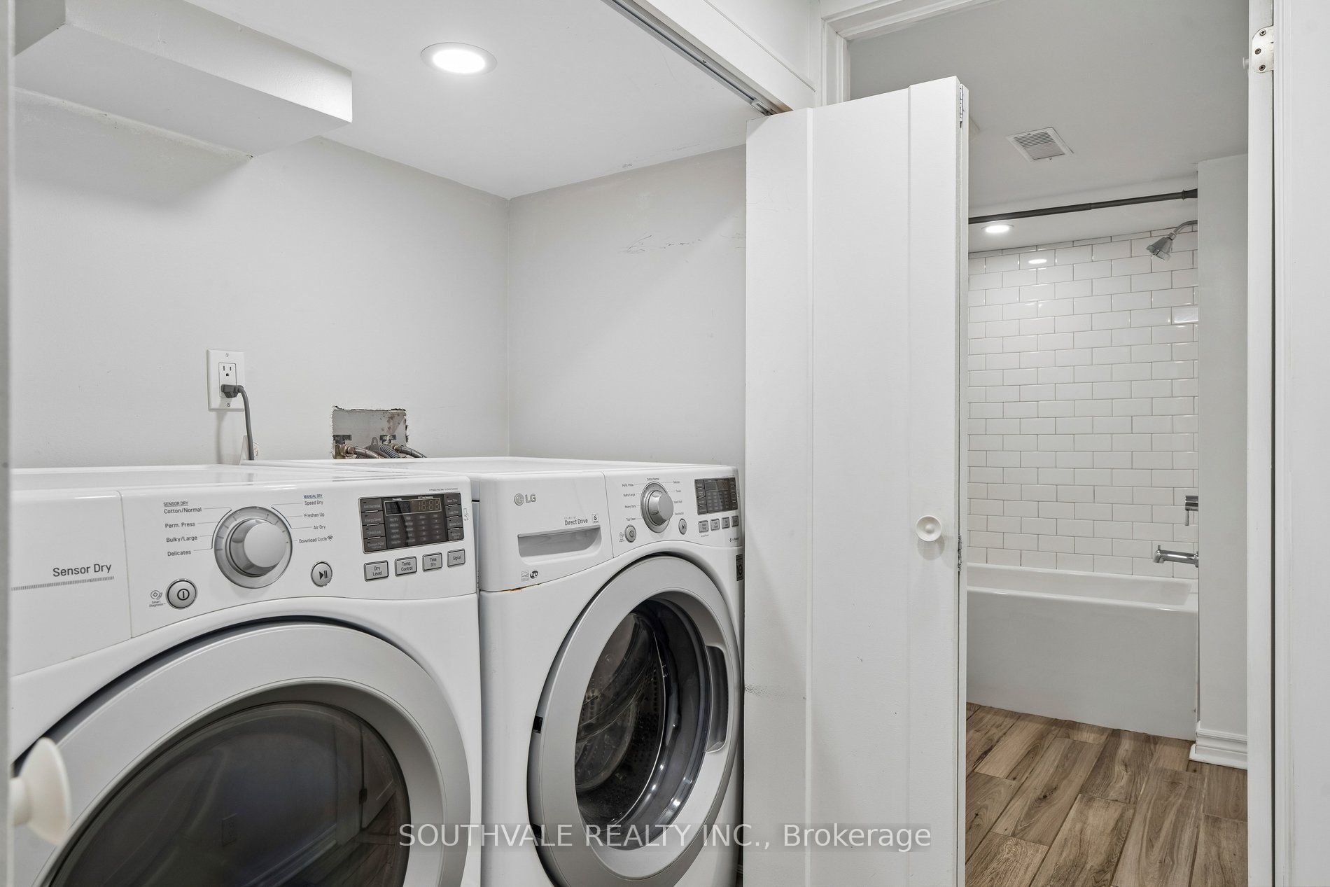 485 Strathmore Boulevard Property Photo 43