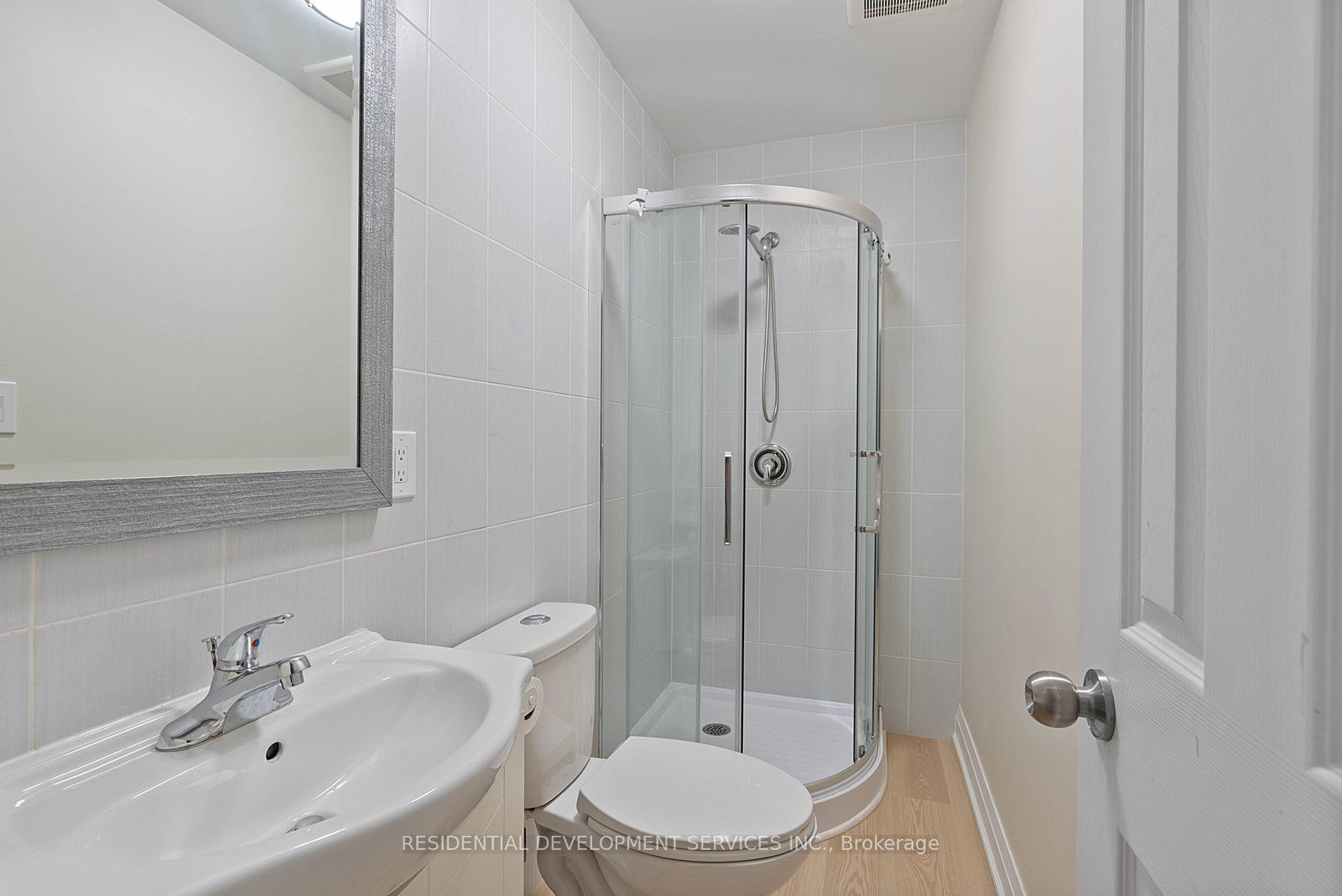 363 Strathmore Boulevard Property Photo 12