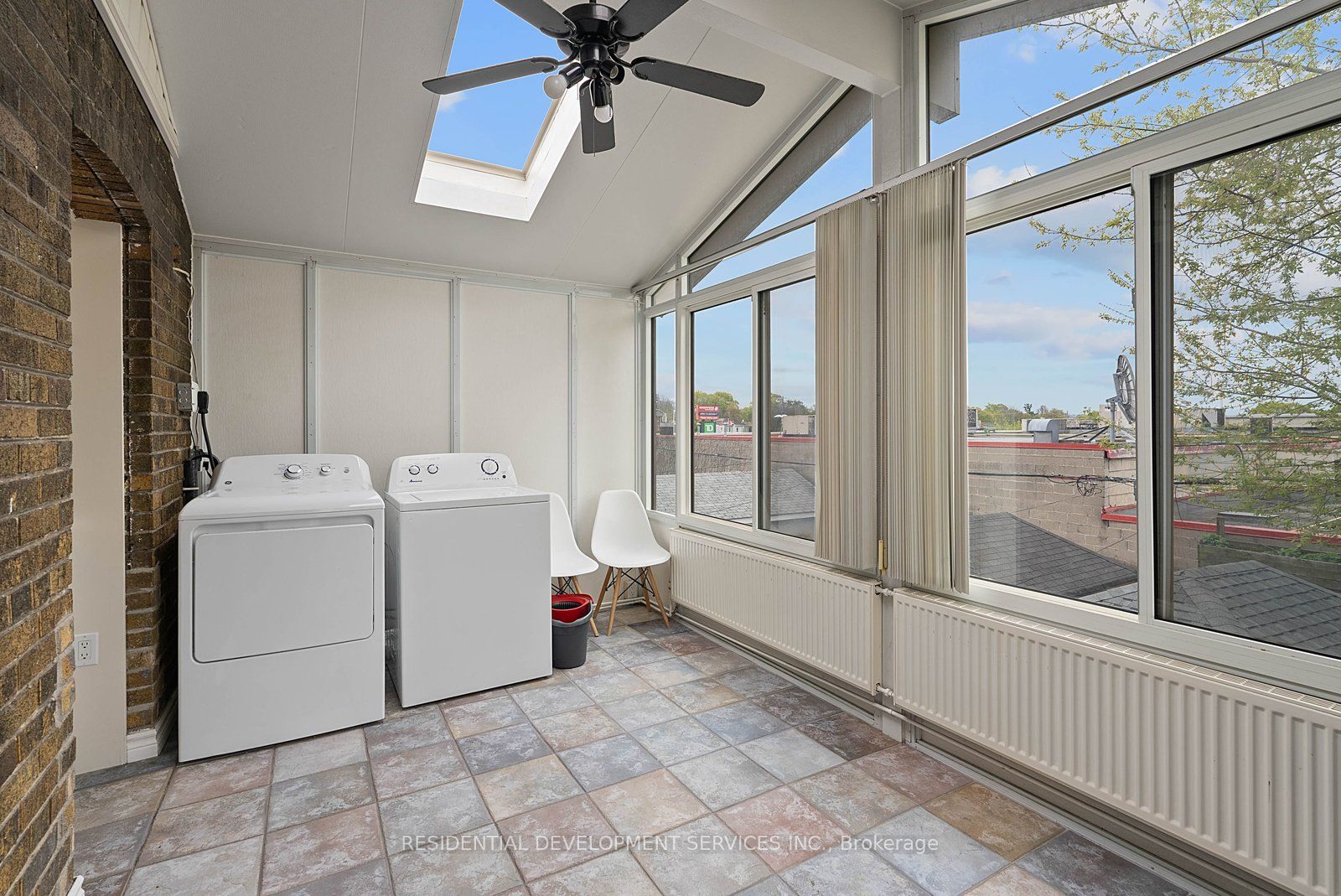 363 Strathmore Boulevard Property Photo 17