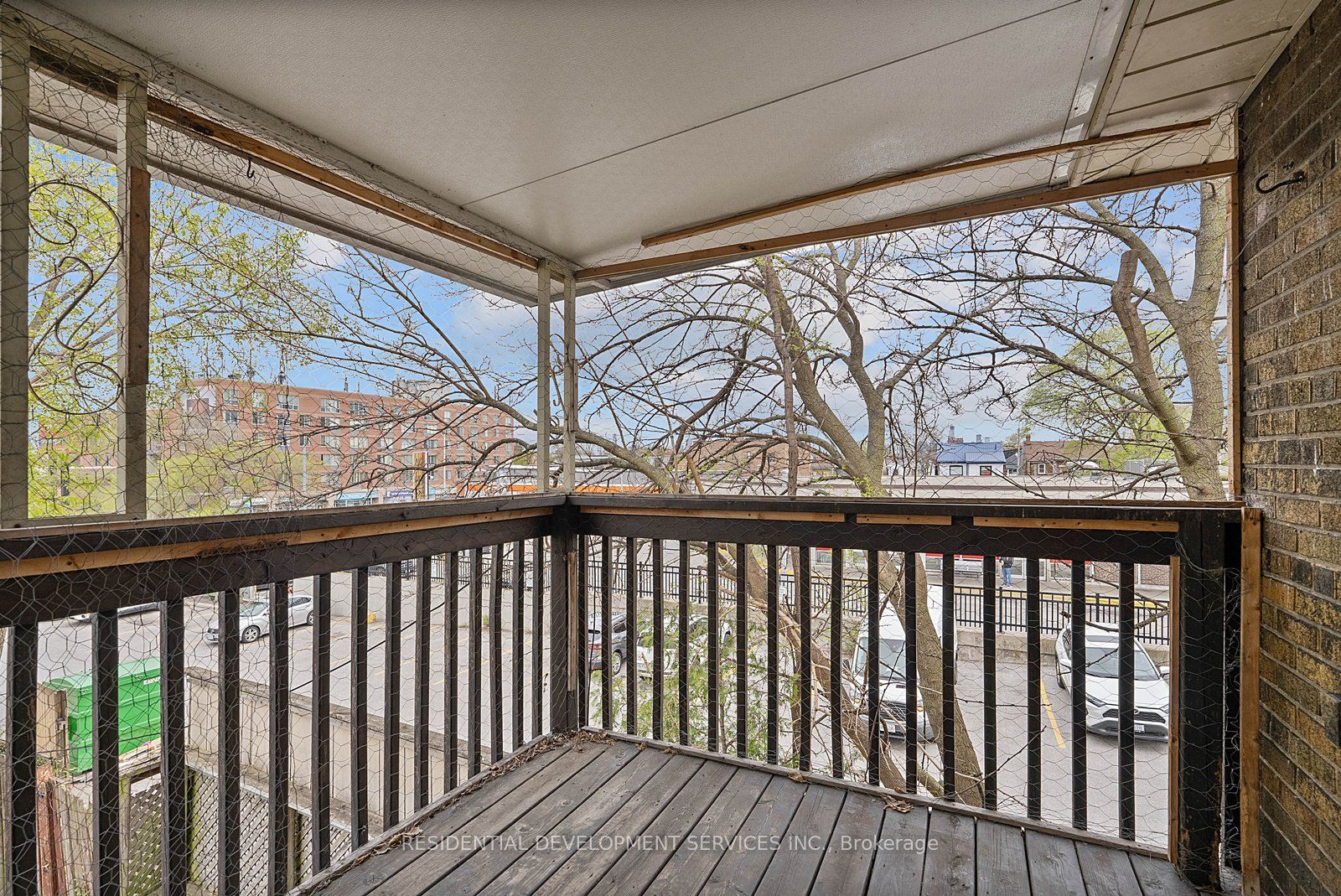 363 Strathmore Boulevard Property Photo 19