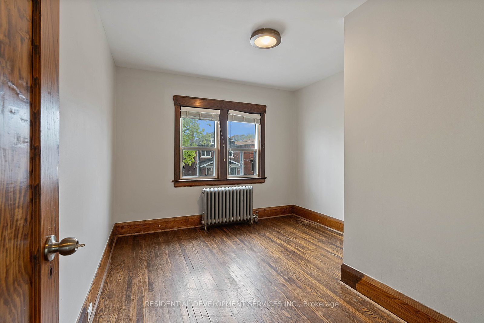 363 Strathmore Boulevard Property Photo 27