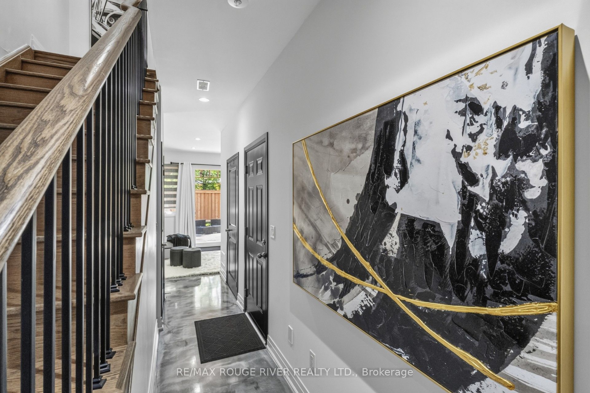 24 Waterside Way Property Photo 4