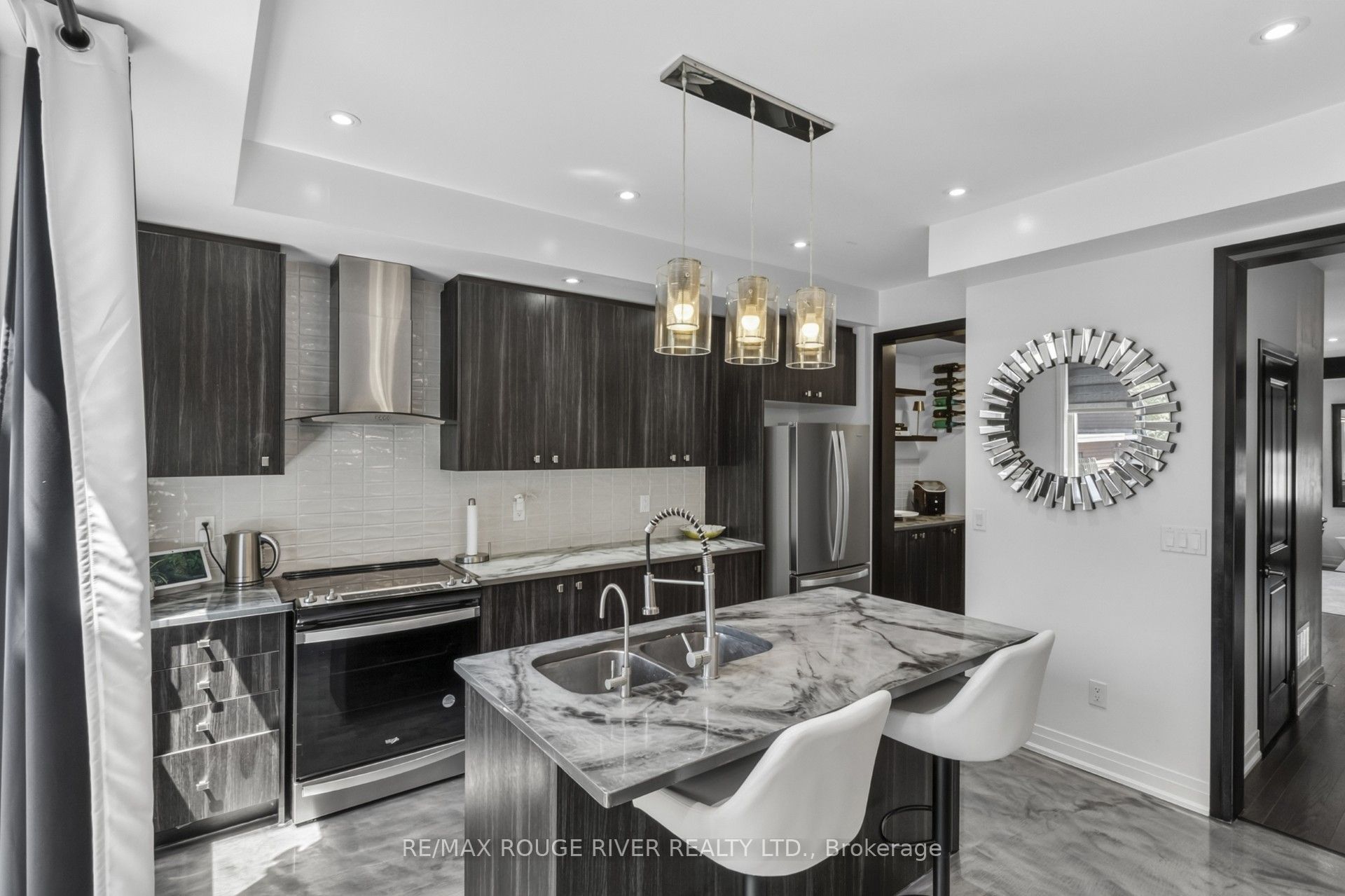 24 Waterside Way Property Photo 18