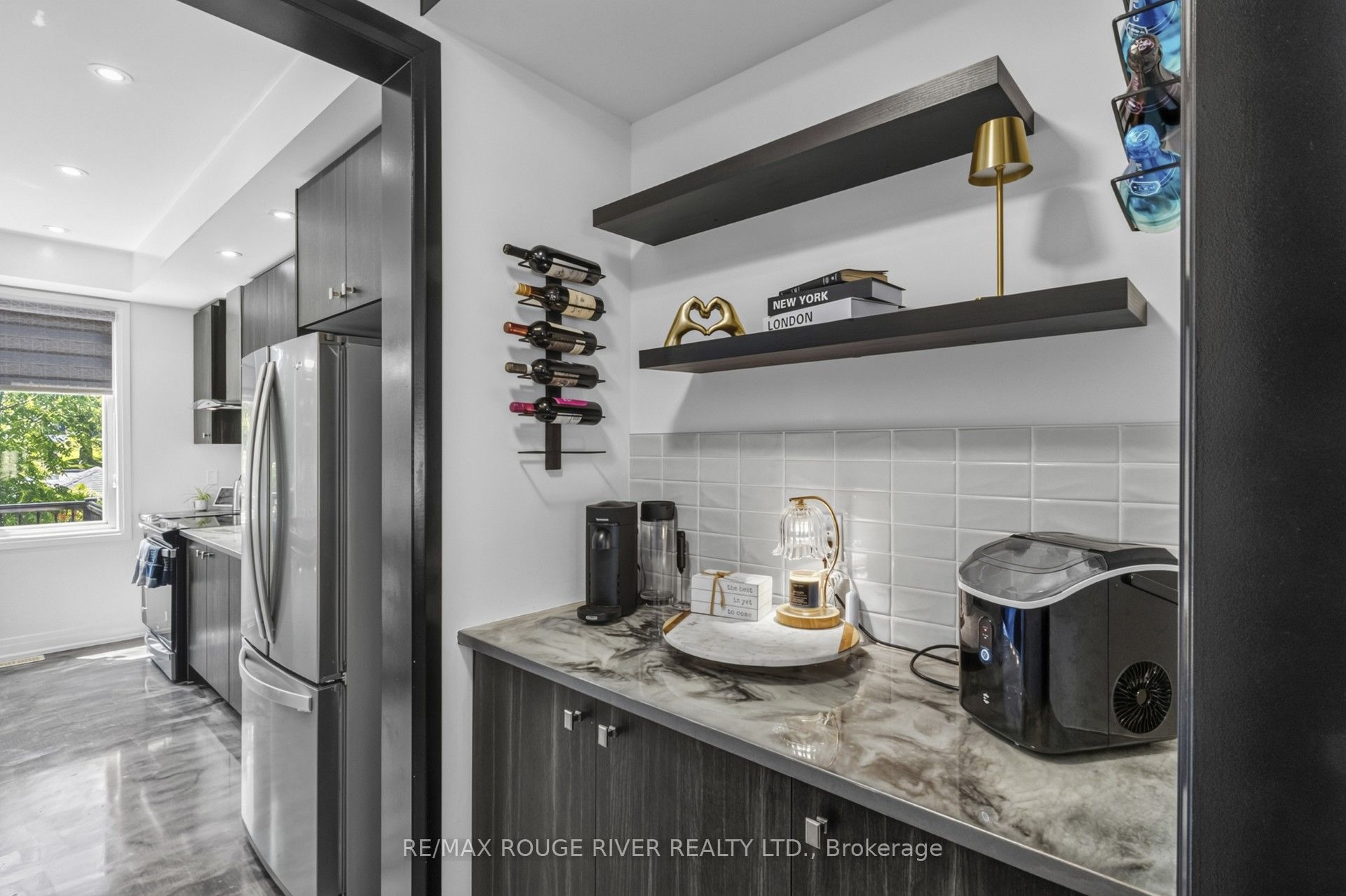 24 Waterside Way Property Photo 19