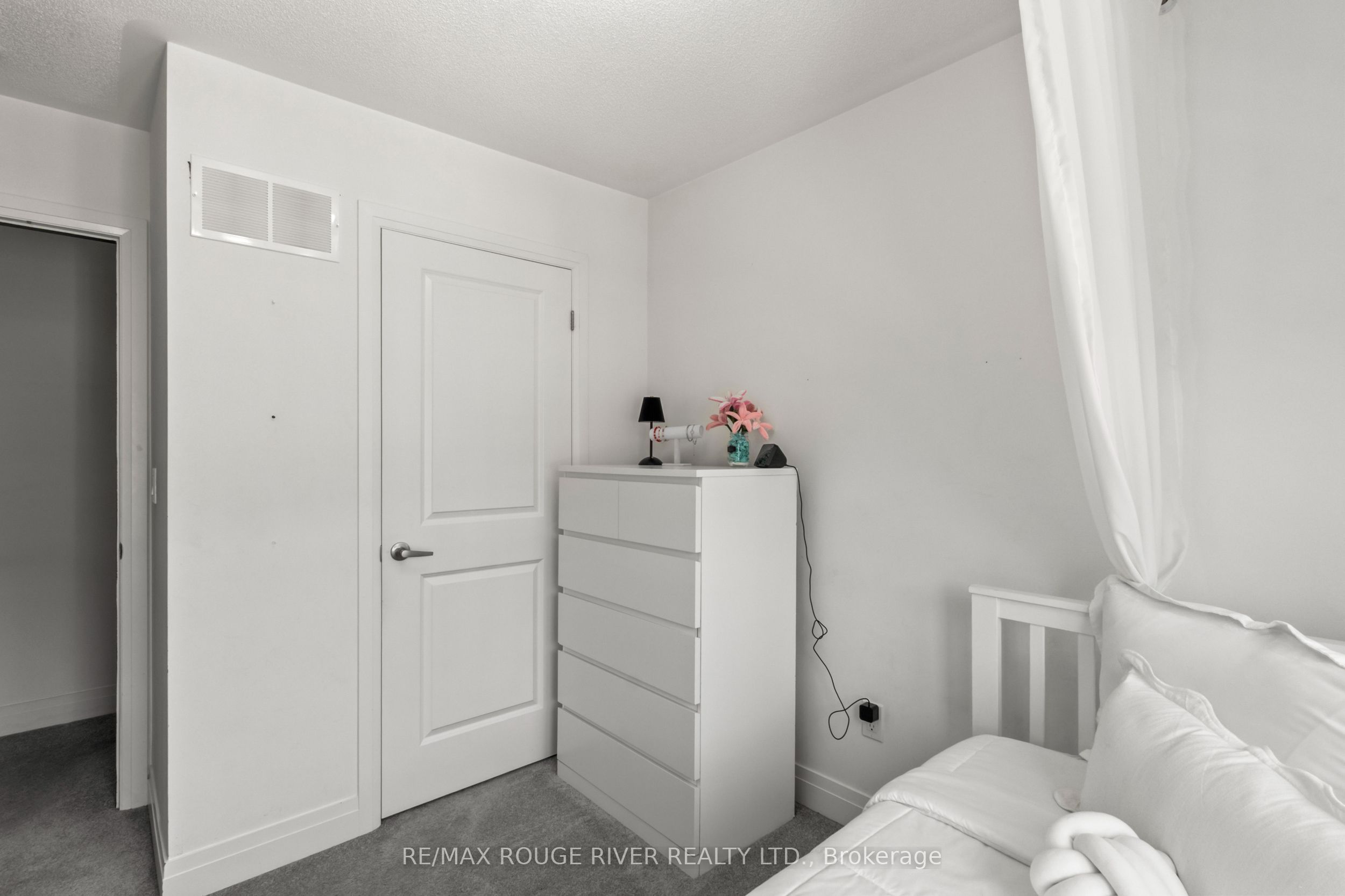 24 Waterside Way Property Photo 35