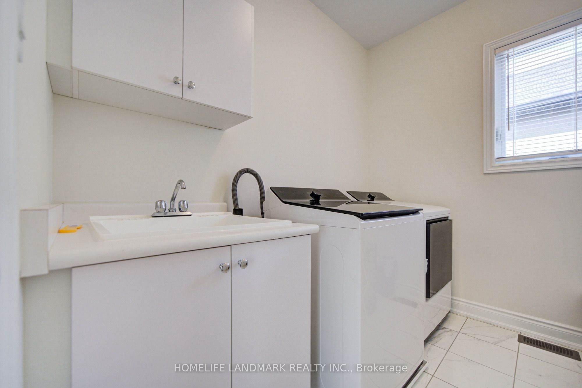 2151 Binbrook Drive Property Photo 26