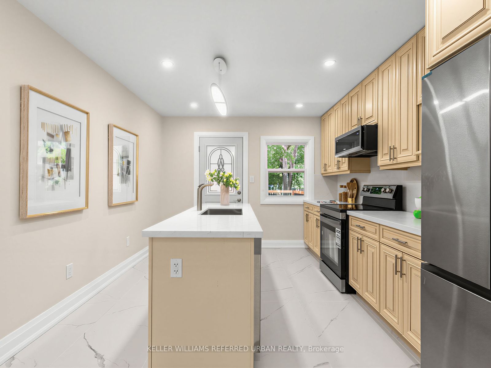968 Eastern Avenue Property Photo 8