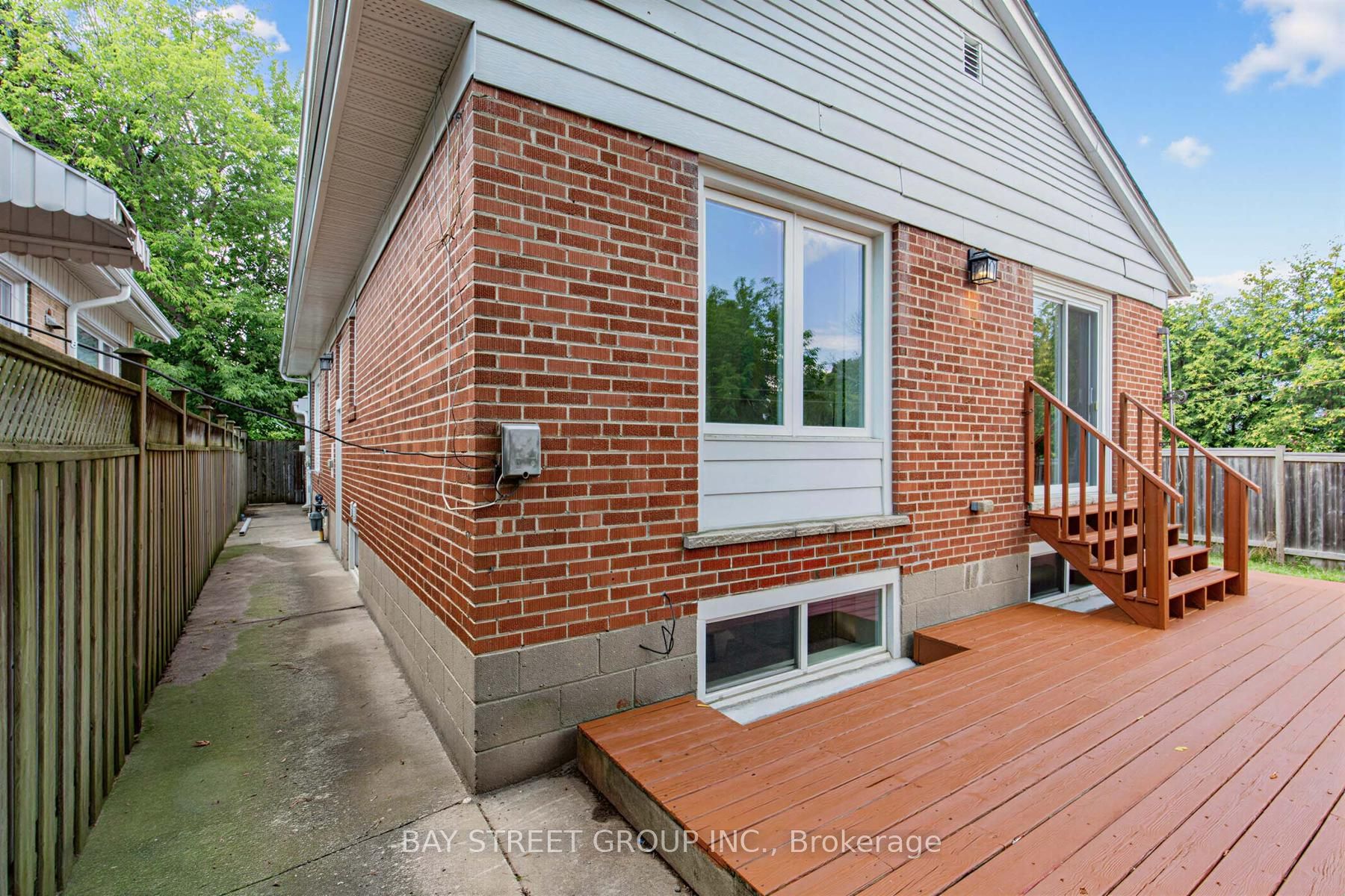 47 Haileybury Drive Property Photo 32