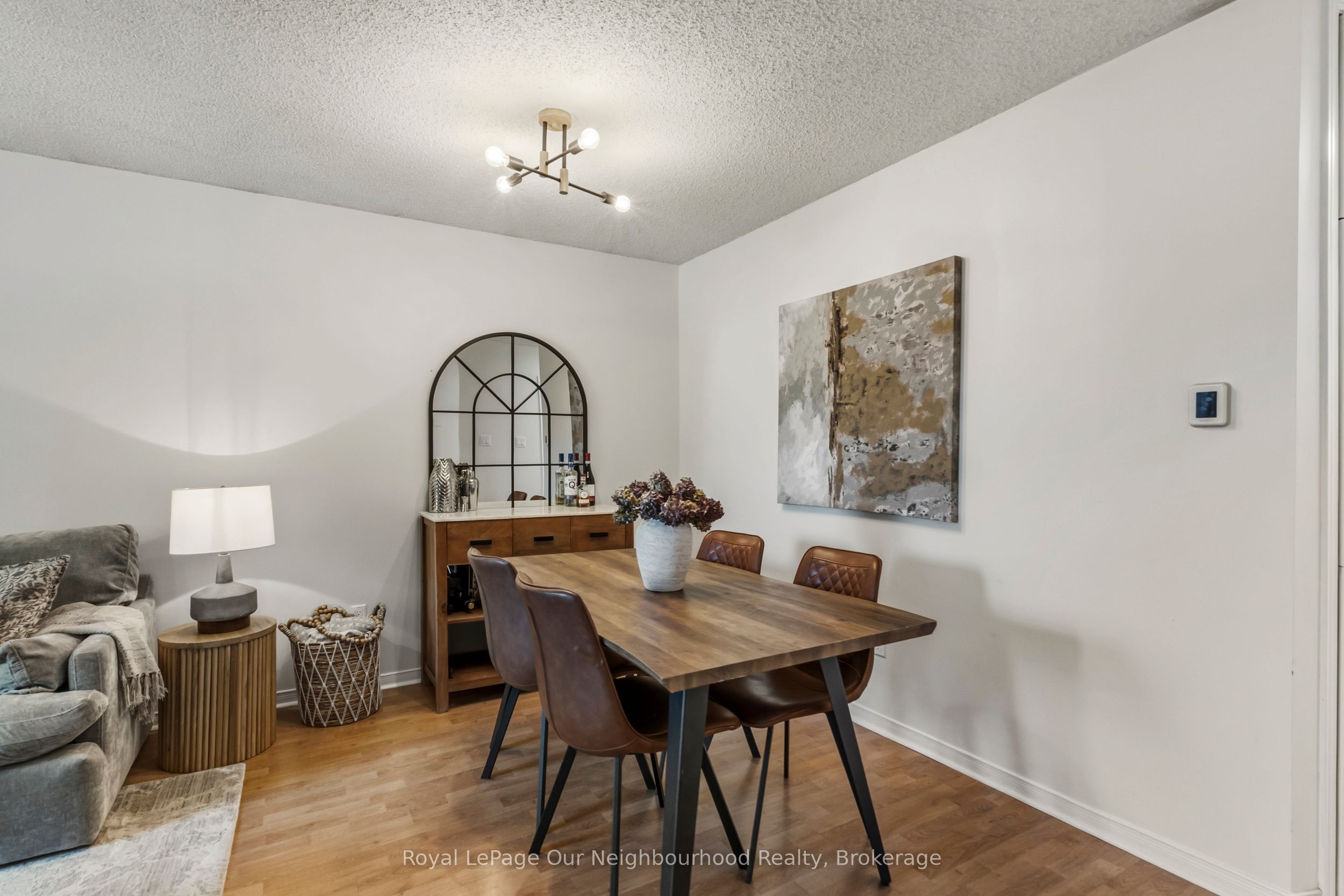 42 Glanville Crescent Property Photo 8