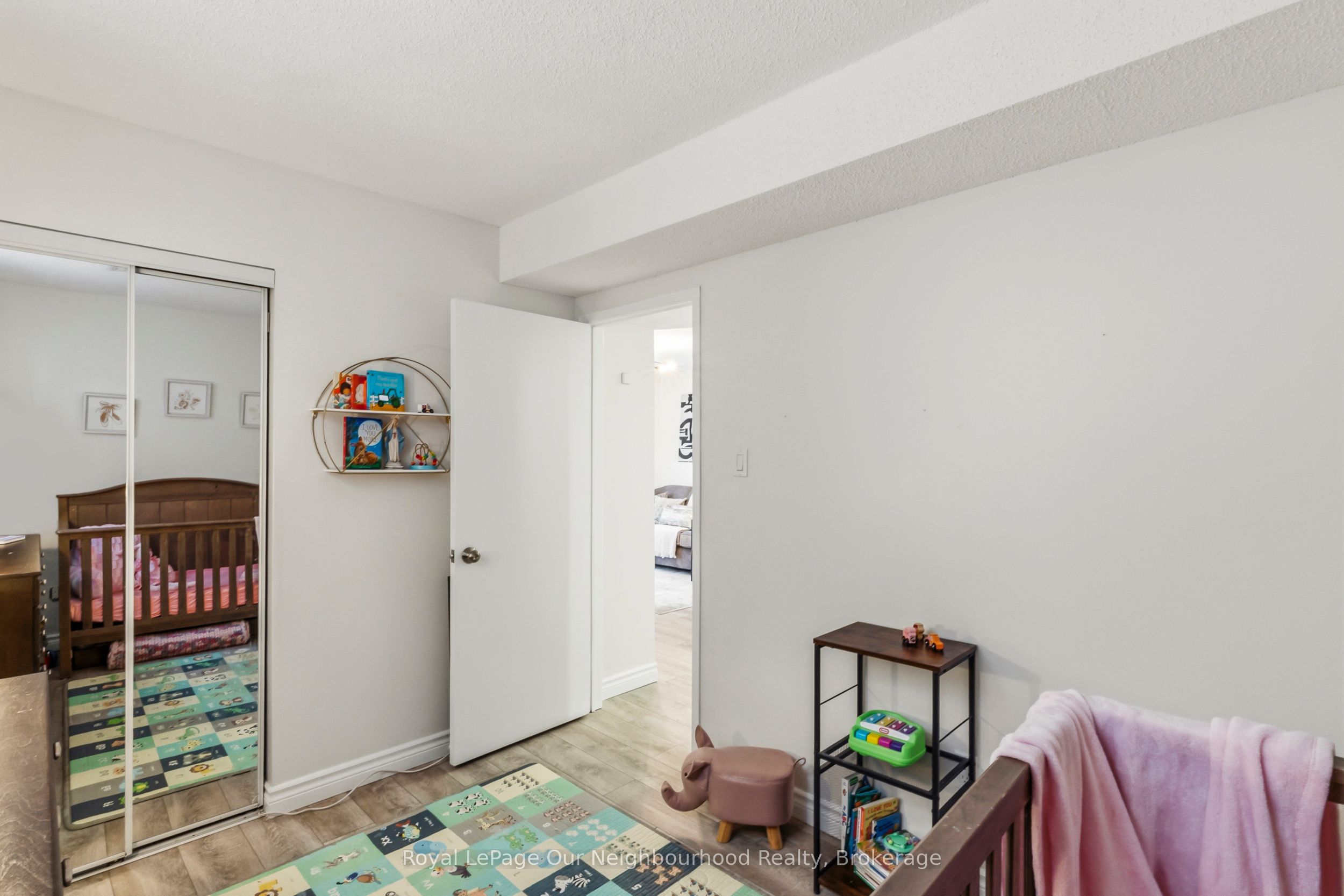 42 Glanville Crescent Property Photo 31