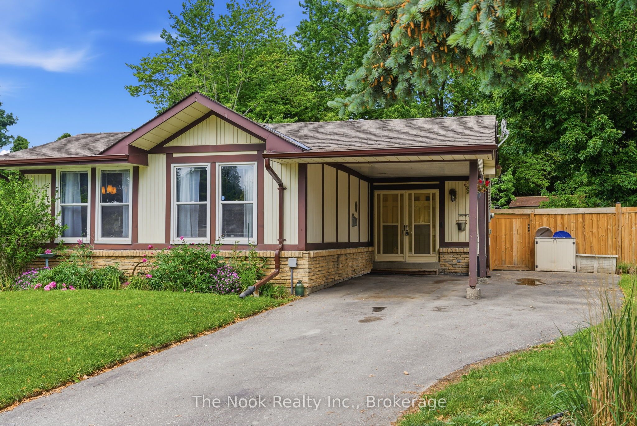 30 Deerpark Crescent Property Photo 49