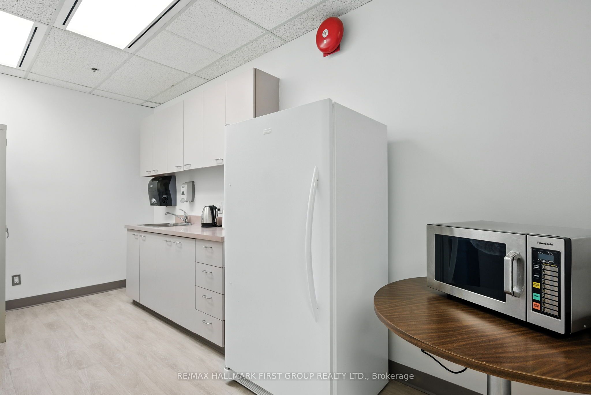 230 Westney Road S 6th & 7th Floor Property Photo 13