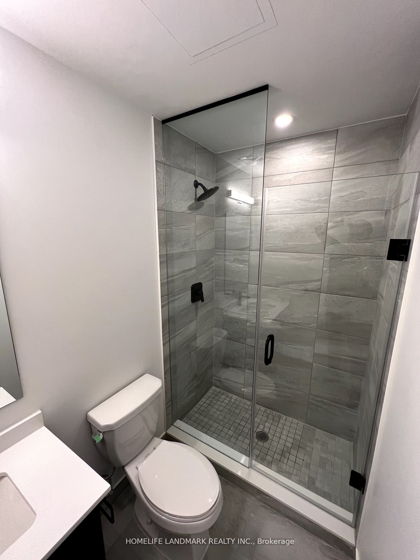2369 Danforth Avenue 508 Property Photo 12