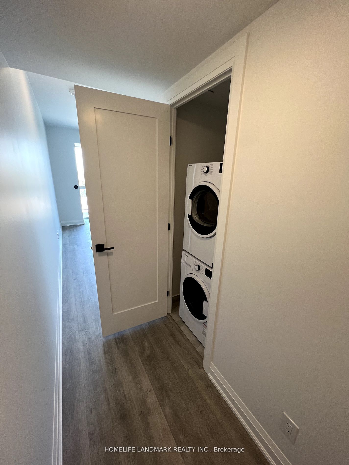 2369 Danforth Avenue 508 Property Photo 15