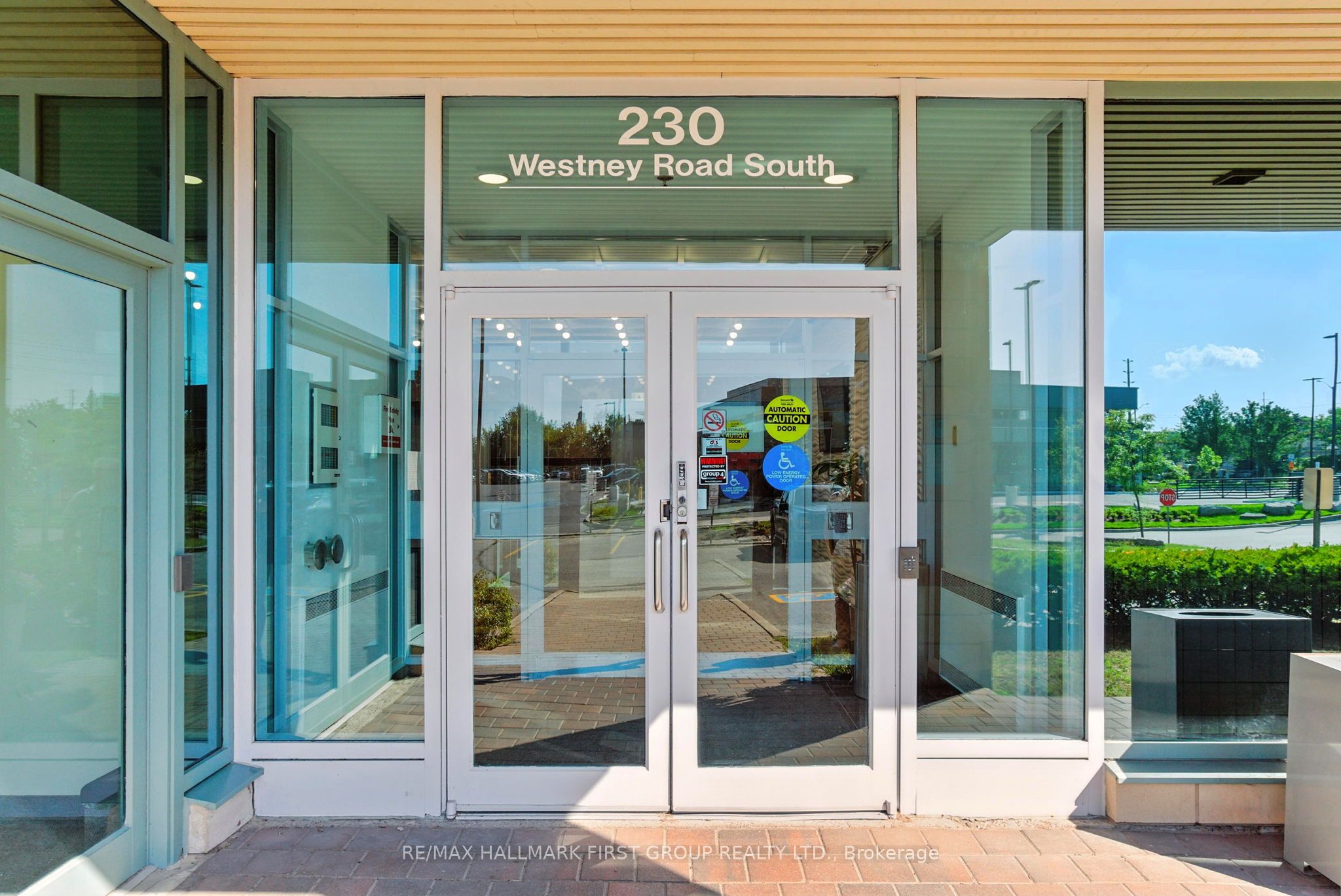 230 Westney Road S 402 Property Photo 6