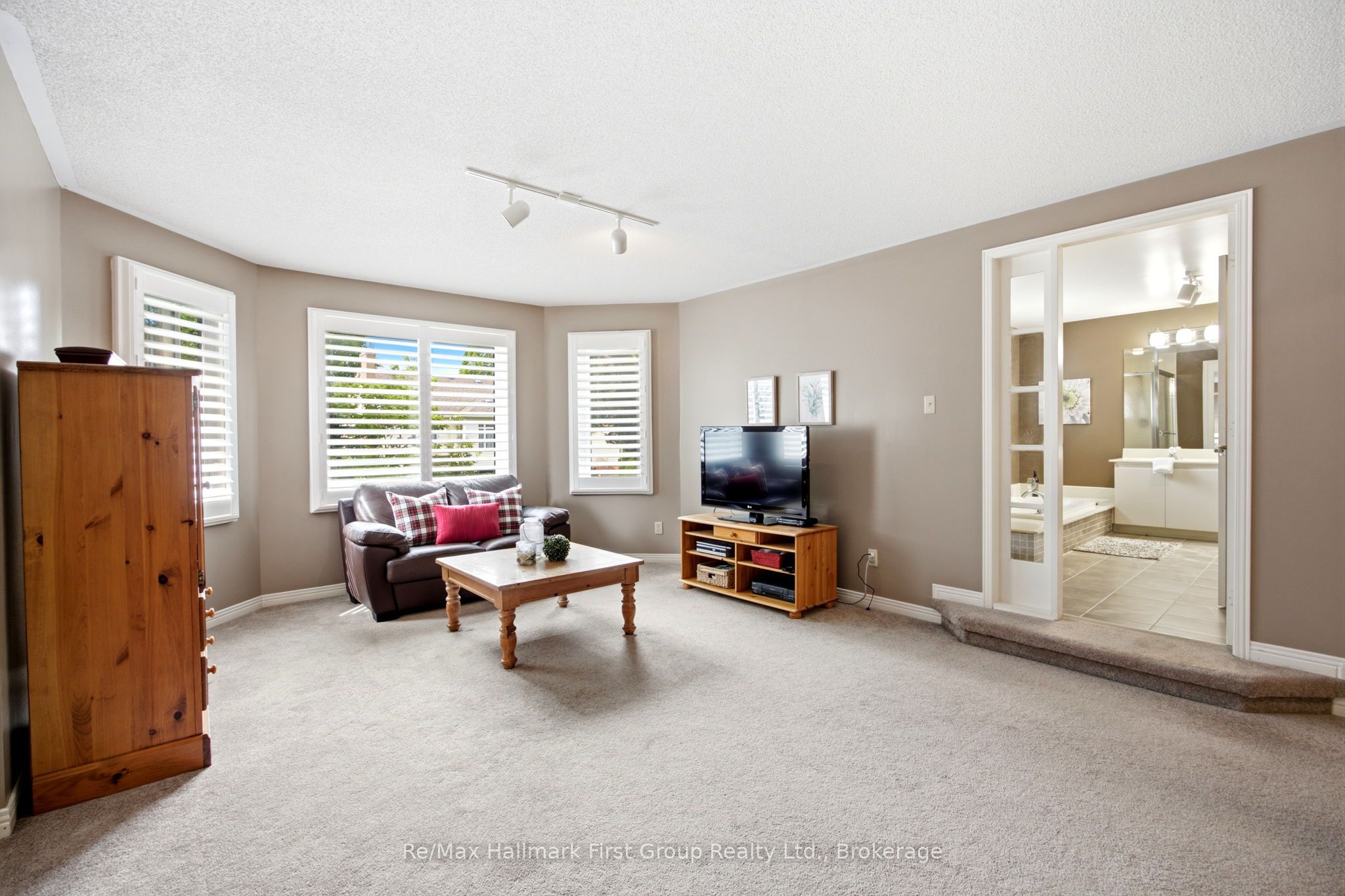 49 Rothean Drive Property Photo 33