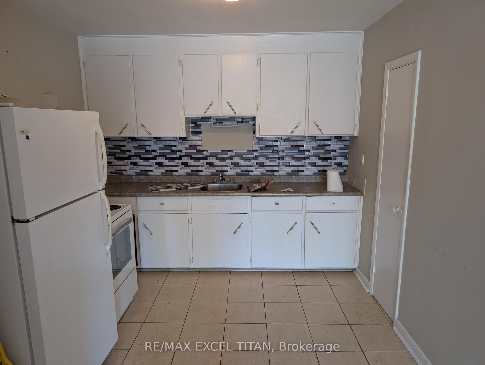 1201 Cedar Street 7 Property Photo 5