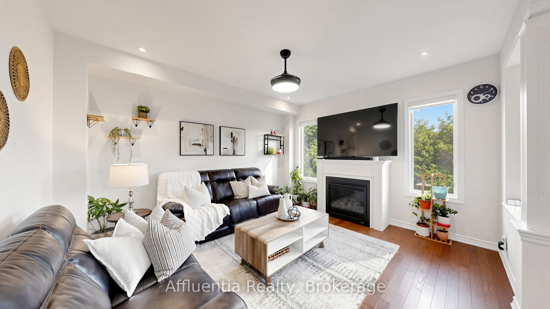 61 Hickling Lane Property Photo 8