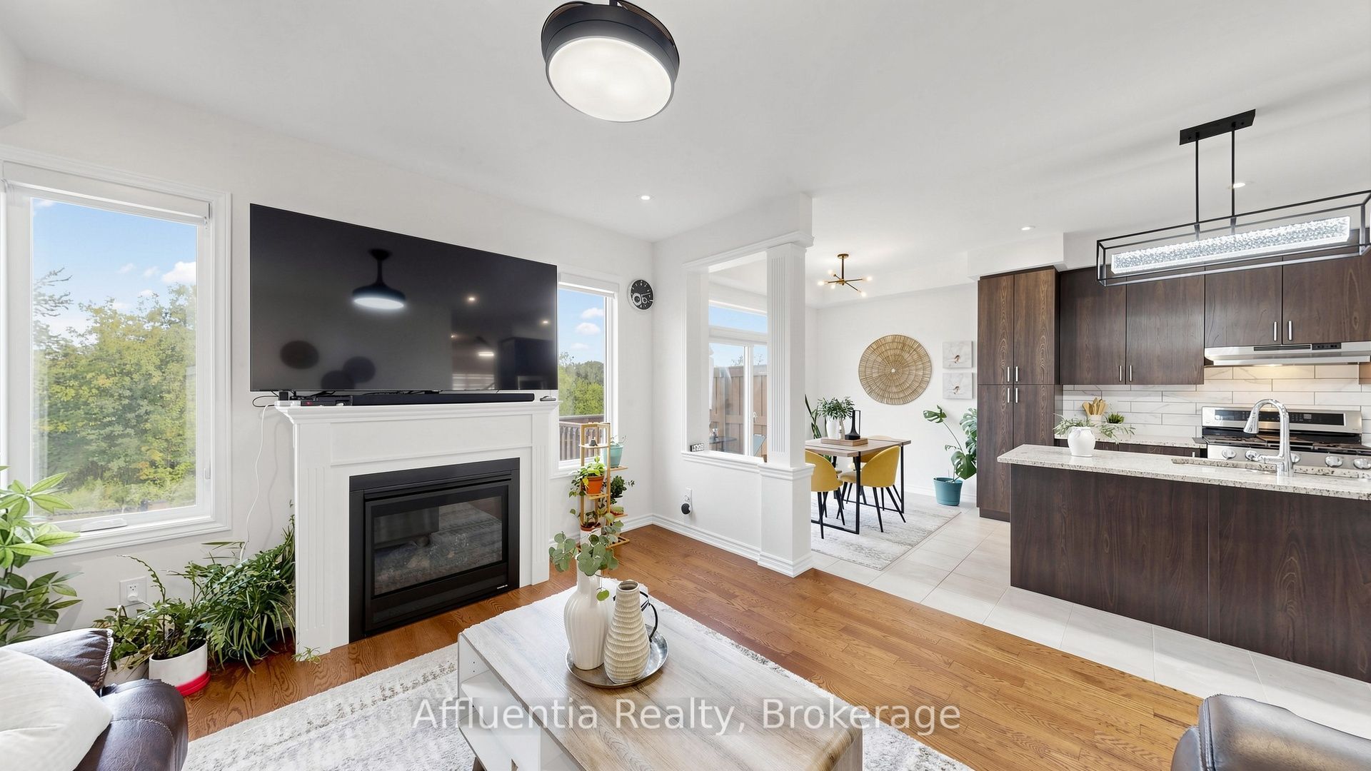 61 Hickling Lane Property Photo 11