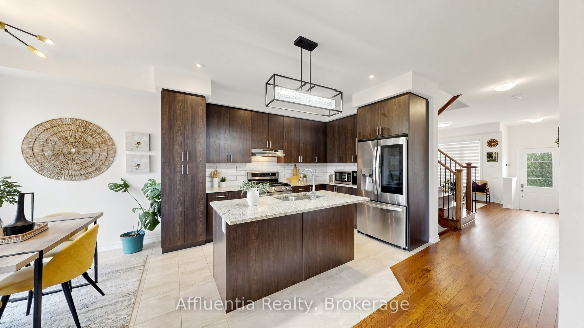 61 Hickling Lane Property Photo 12