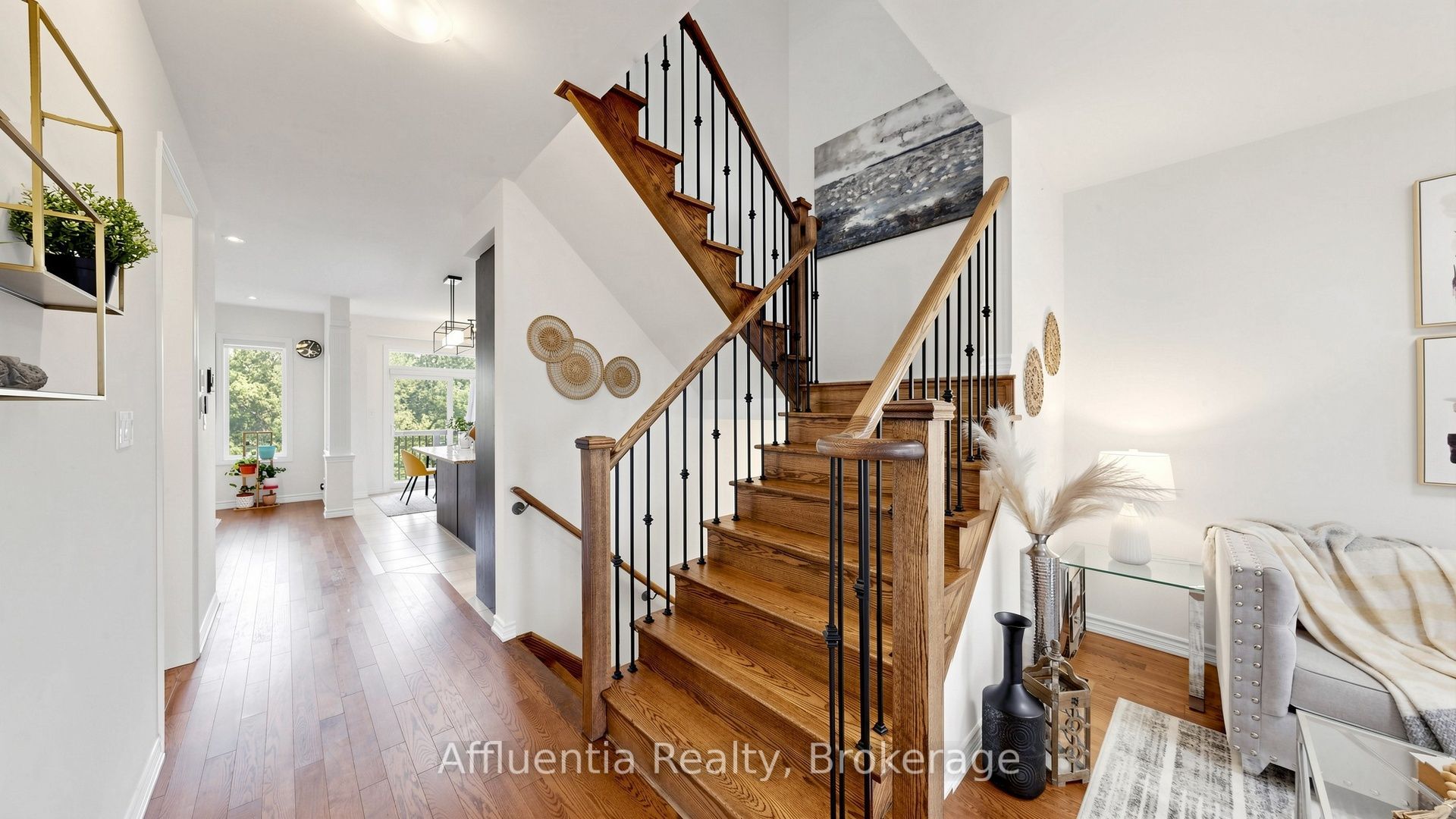 61 Hickling Lane Property Photo 23