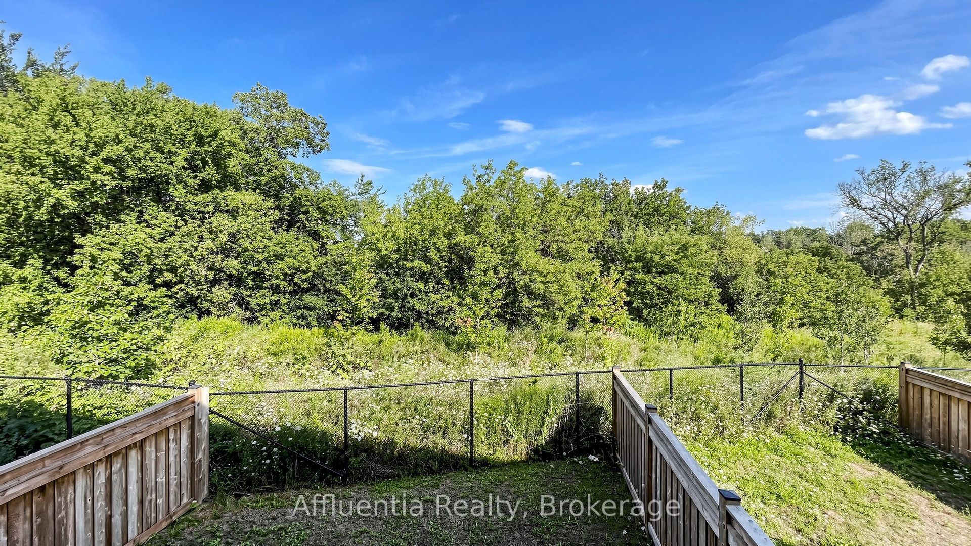 61 Hickling Lane Property Photo 43
