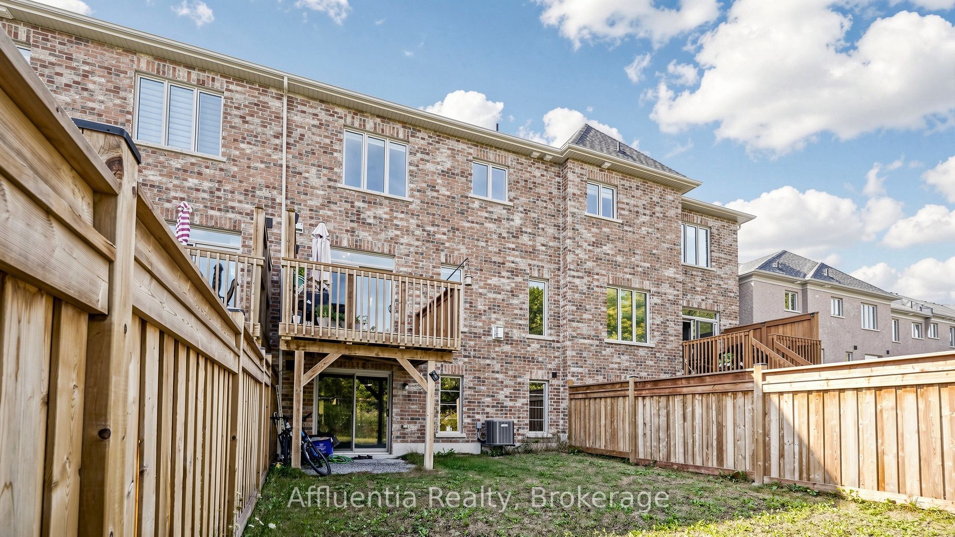 61 Hickling Lane Property Photo 45
