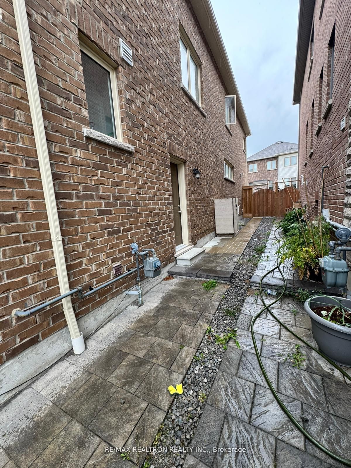 65 Westfield Drive Property Photo 8
