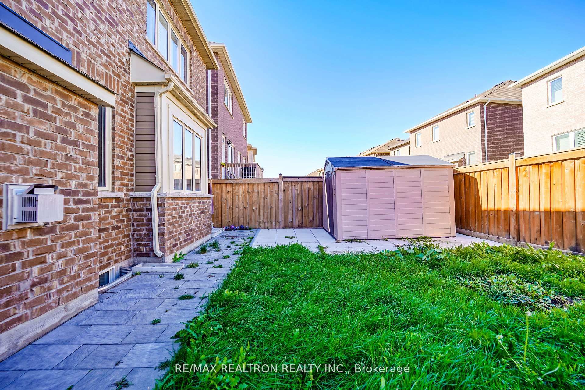 65 Westfield Drive Property Photo 11