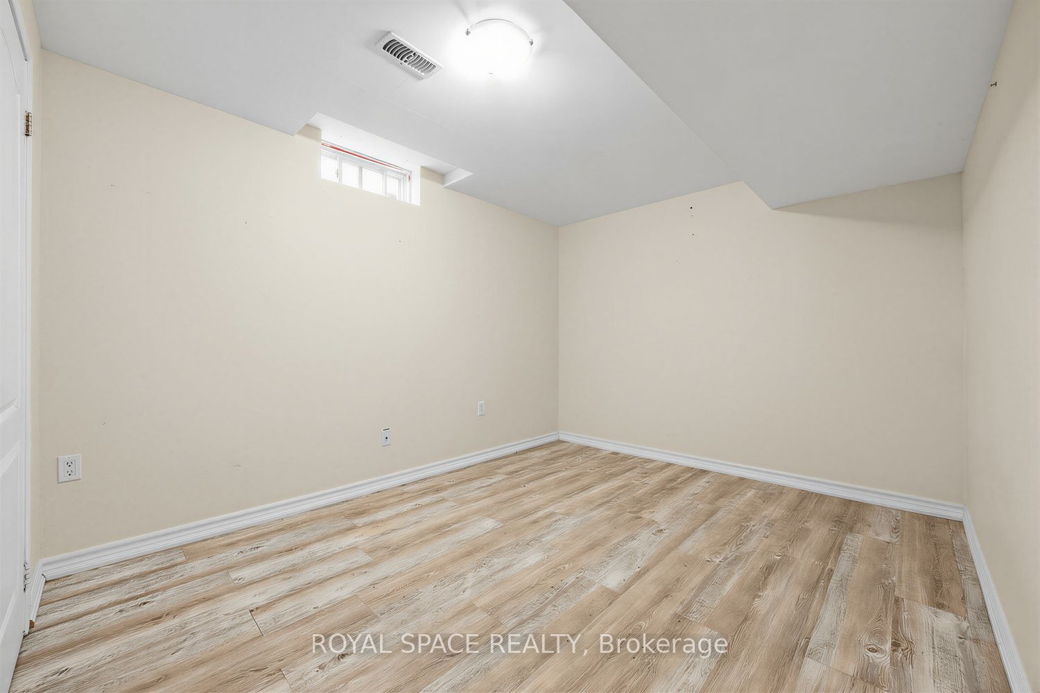7 Urwin Street Property Photo 27