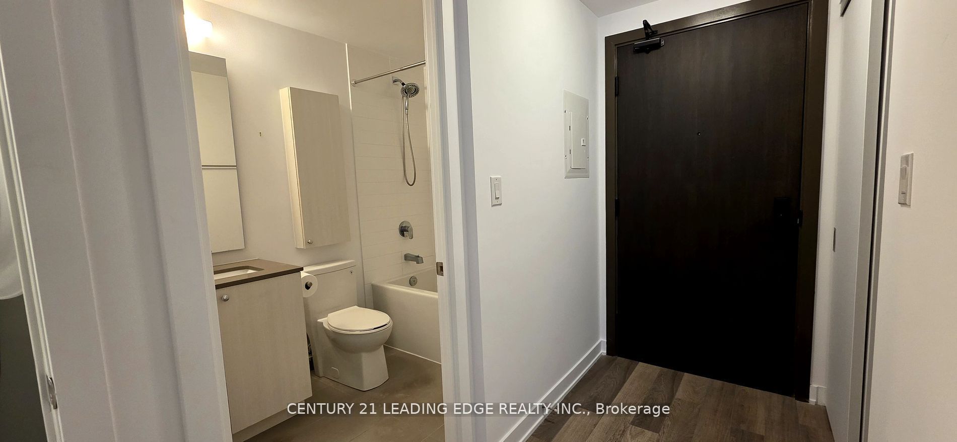 2799 Kingston Road 610 Property Photo 11