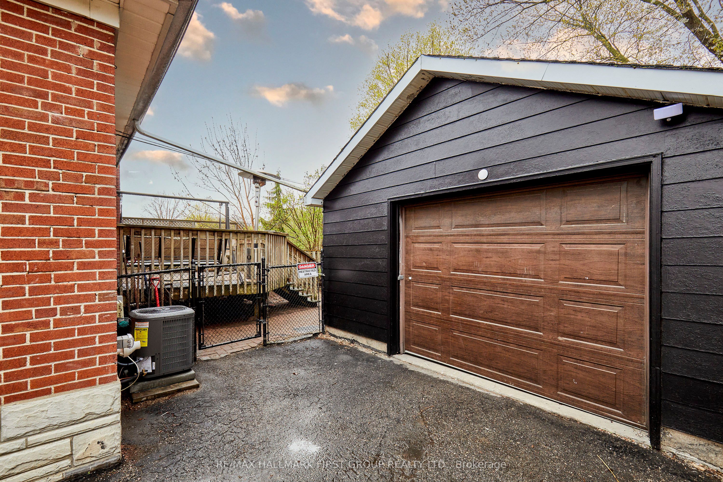 295 Baldwin Street Property Photo 4
