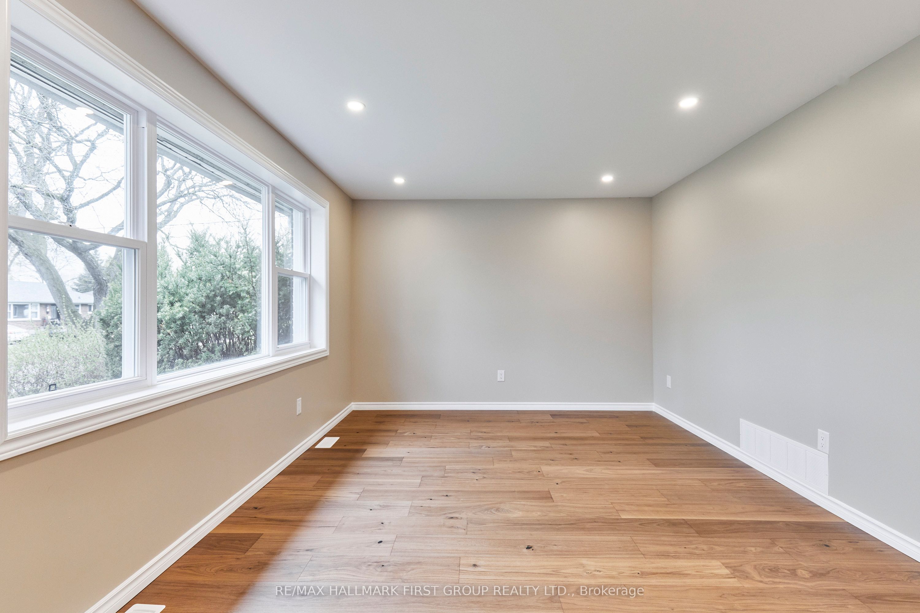 295 Baldwin Street Property Photo 11