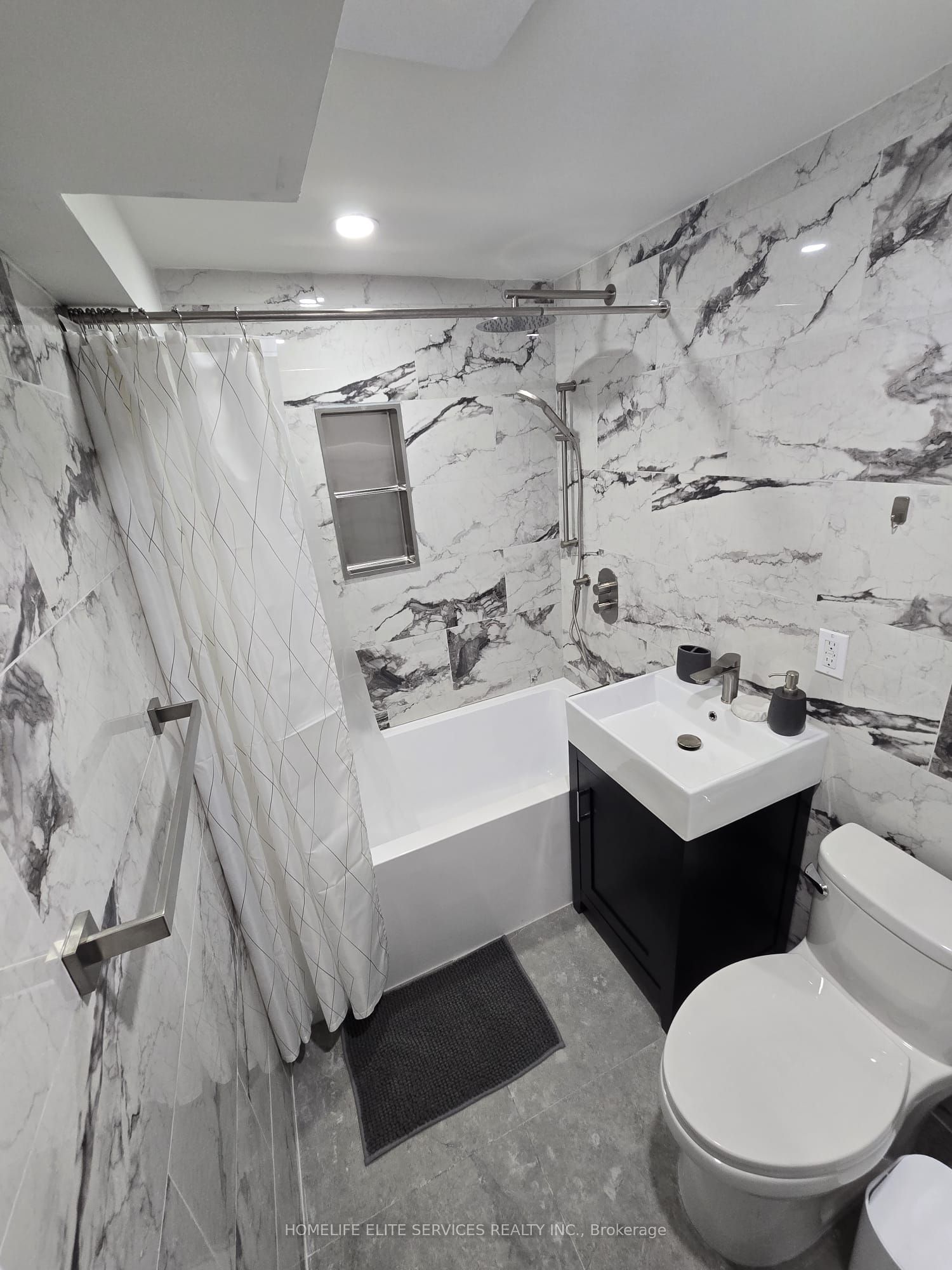 36 Manorglen Crescent Property Photo 19