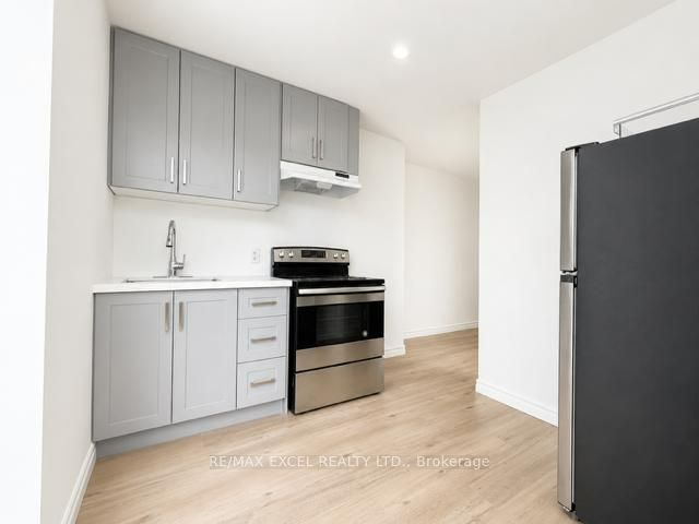 20 King Street E Property Photo 22
