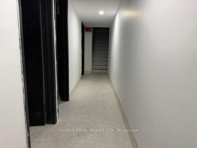 20 King Street E Property Photo 28