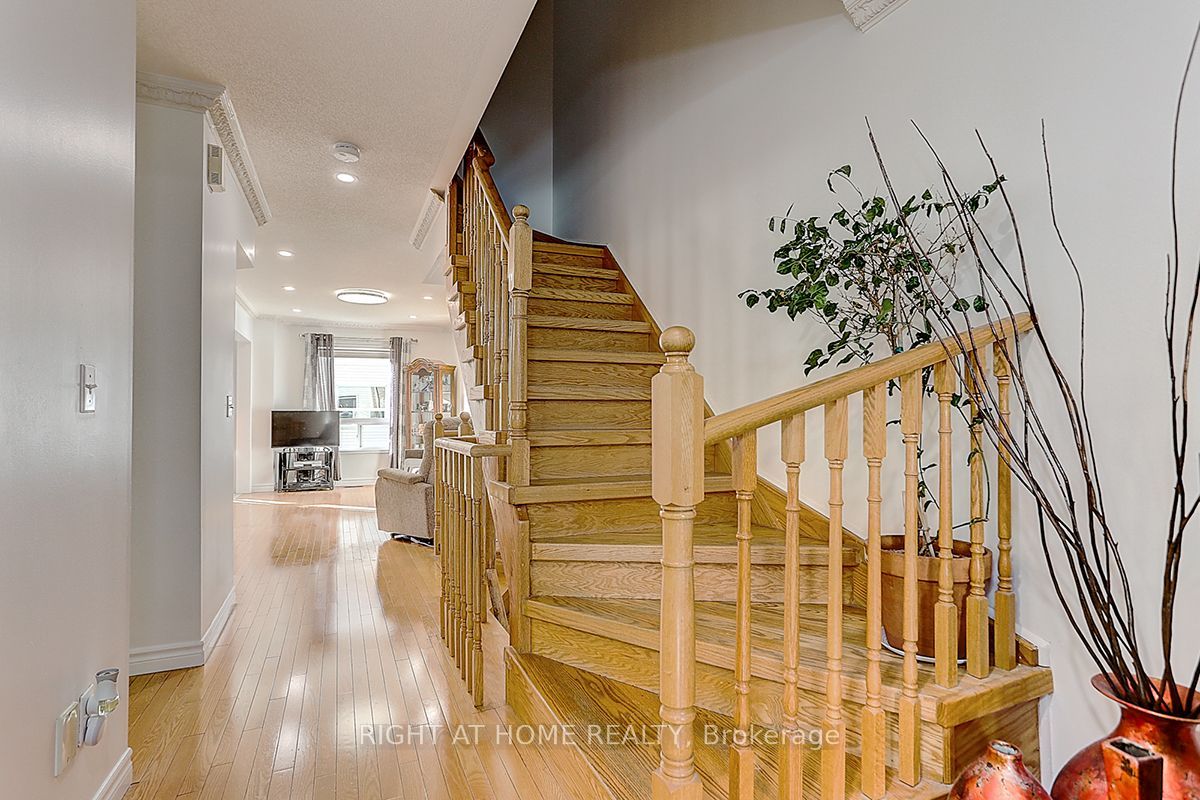 16 Pat Brook Terrace Property Photo 10