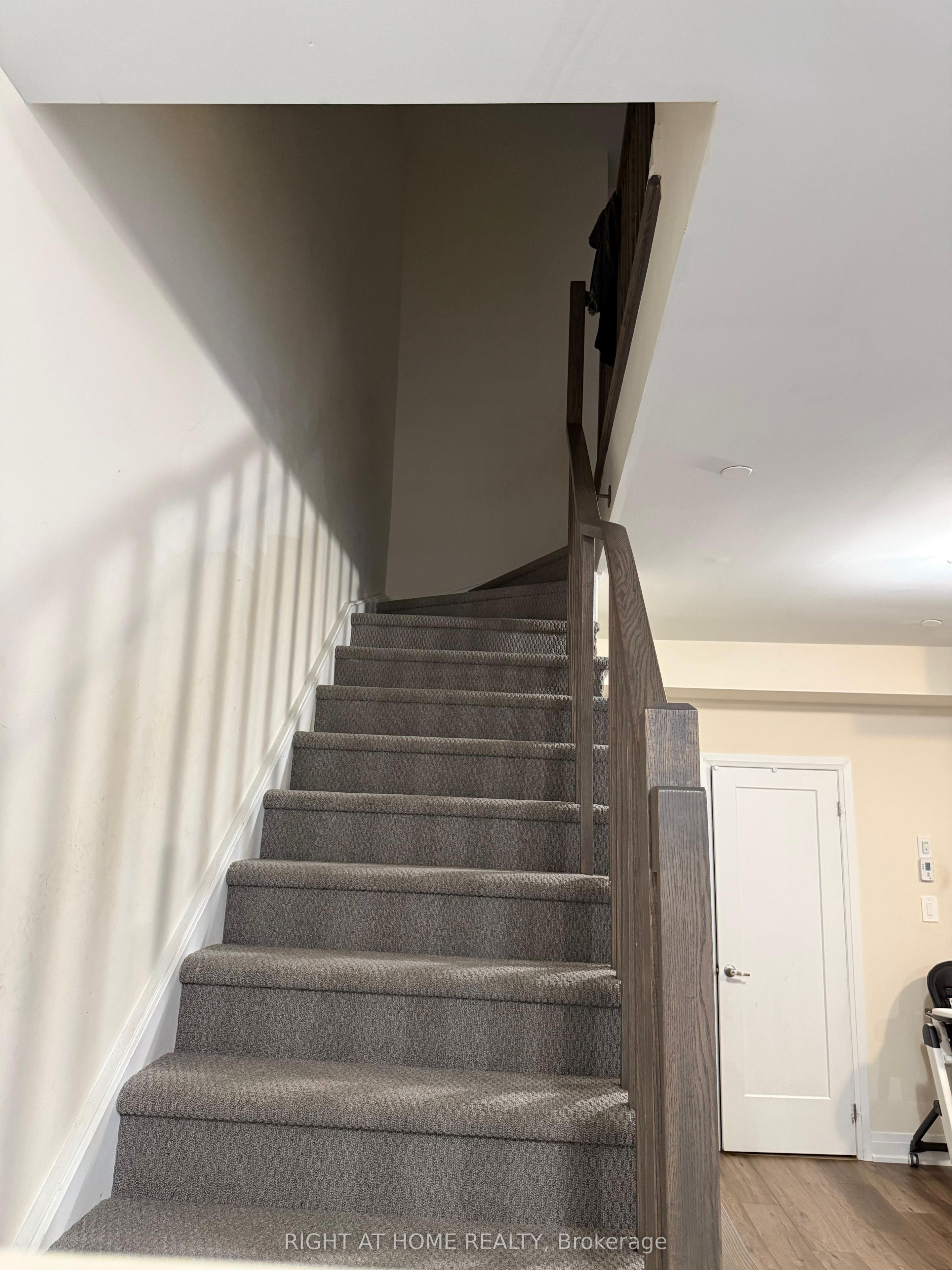 755 Omega Drive N 210 Property Photo 8