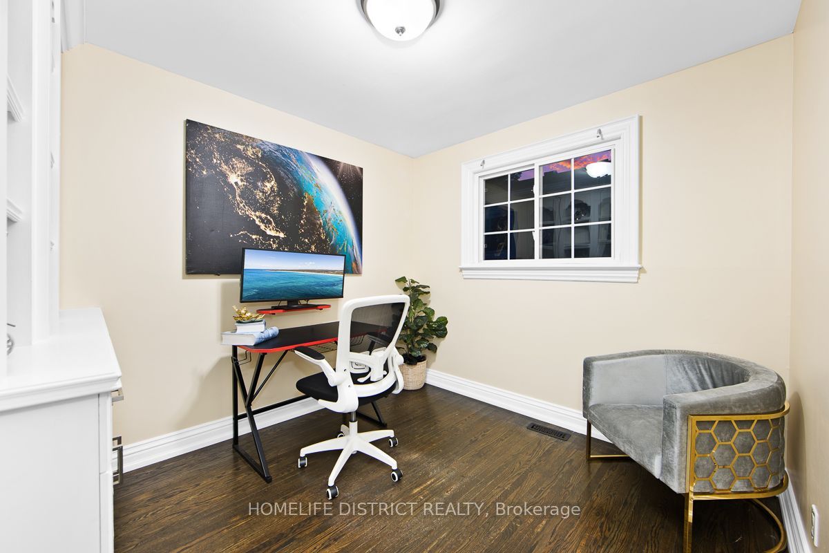 950 Mink Street Property Photo 18