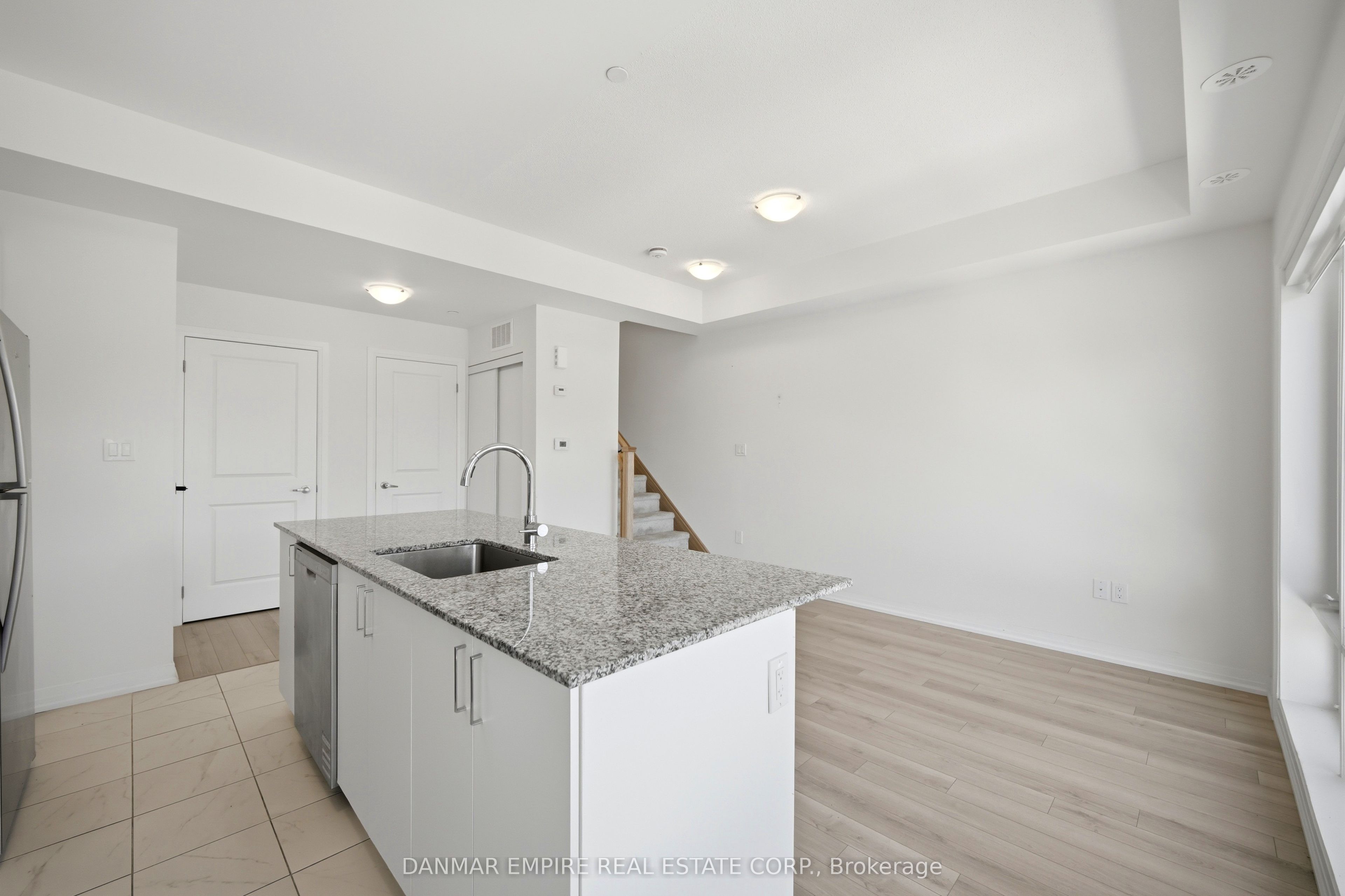 10 Liben Way 4 Property Photo 9